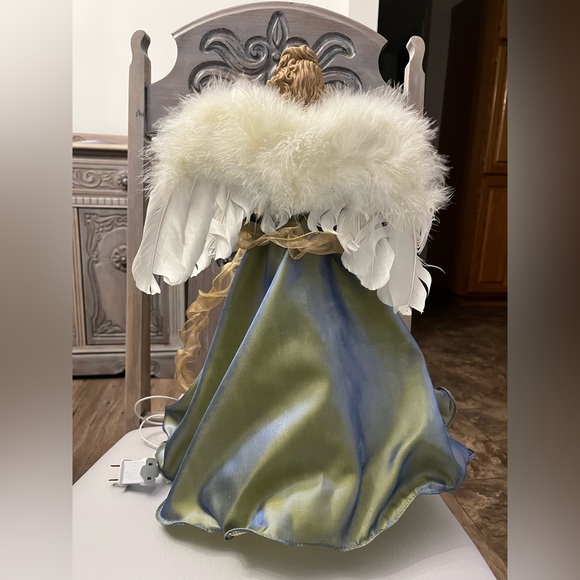 ***😀3 for $35/Beautiful greenish light up angel tree topper. - Picture 2 of 2